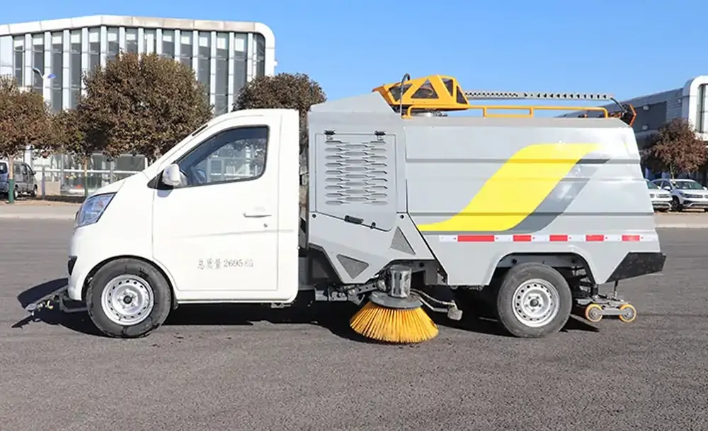 New Energy Road Sweeper: The Intelligent Guardian of Urban Sanitation